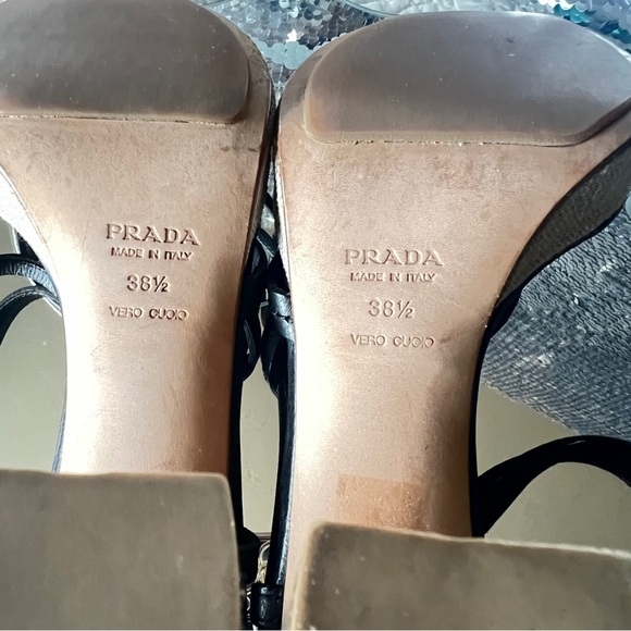 Prada heels - Picture 7 of 9